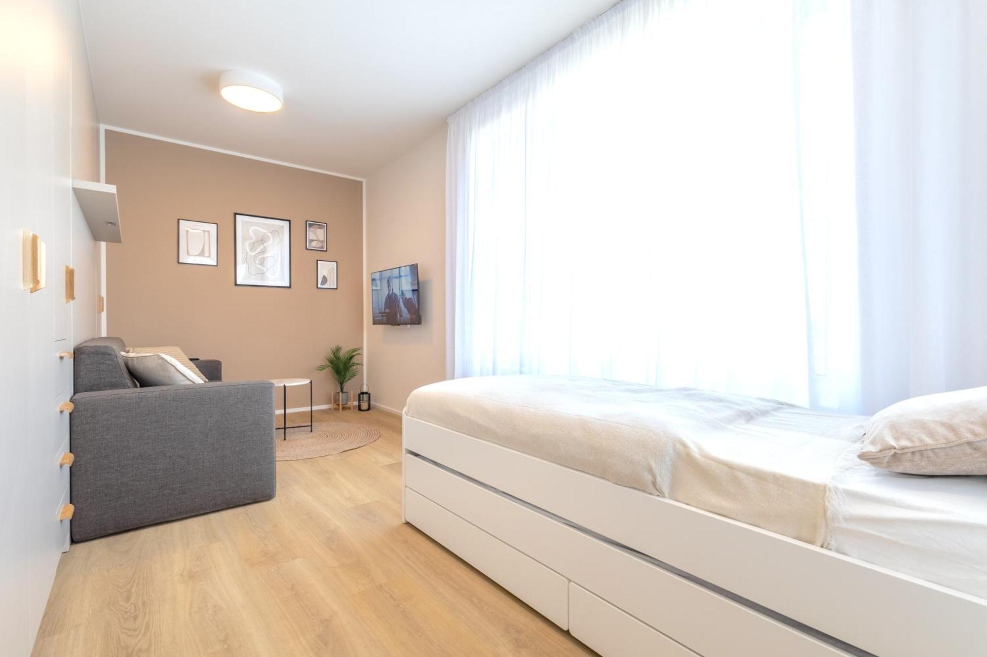 Bright 2Br - 5Th Floor, Balcony, Free Parking By Gravity Prague Apartment Exterior foto